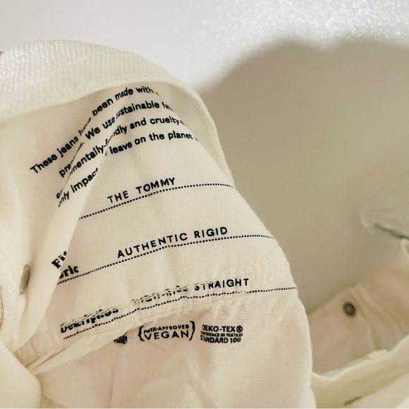 NWT Boyish Tommy High-Rise White Rigid Straight Leg Denim Distressed Waist 28 - Picture 12 of 13